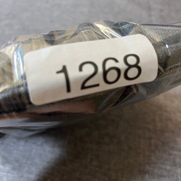 Rhone Plaid Long Sleeve Button Up Shirt - Men's Size M - Picture 11 of 11